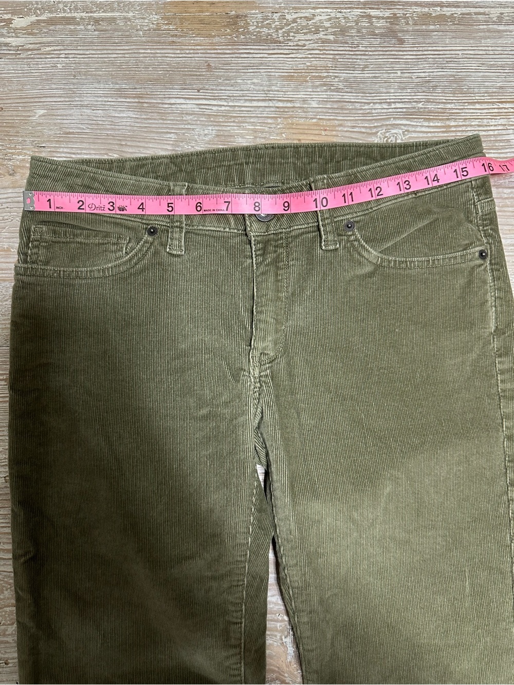 Patagonia Olive Green Corduroy Slim Pants Sz 29 - Picture 6 of 8